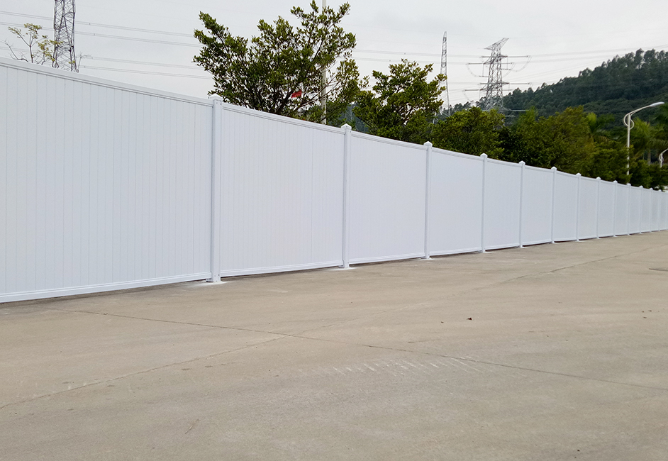 你在深圳購(gòu)買(mǎi)圍擋，應(yīng)該關(guān)注哪些關(guān)鍵信息和技巧